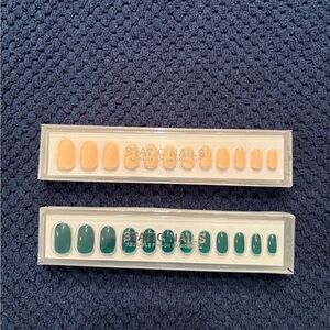 2 sets Static Nail glue on nails